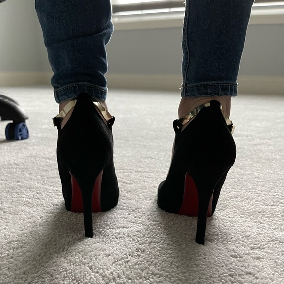 Vina Vestina open toe red bottom heels - Picture 3 of 4